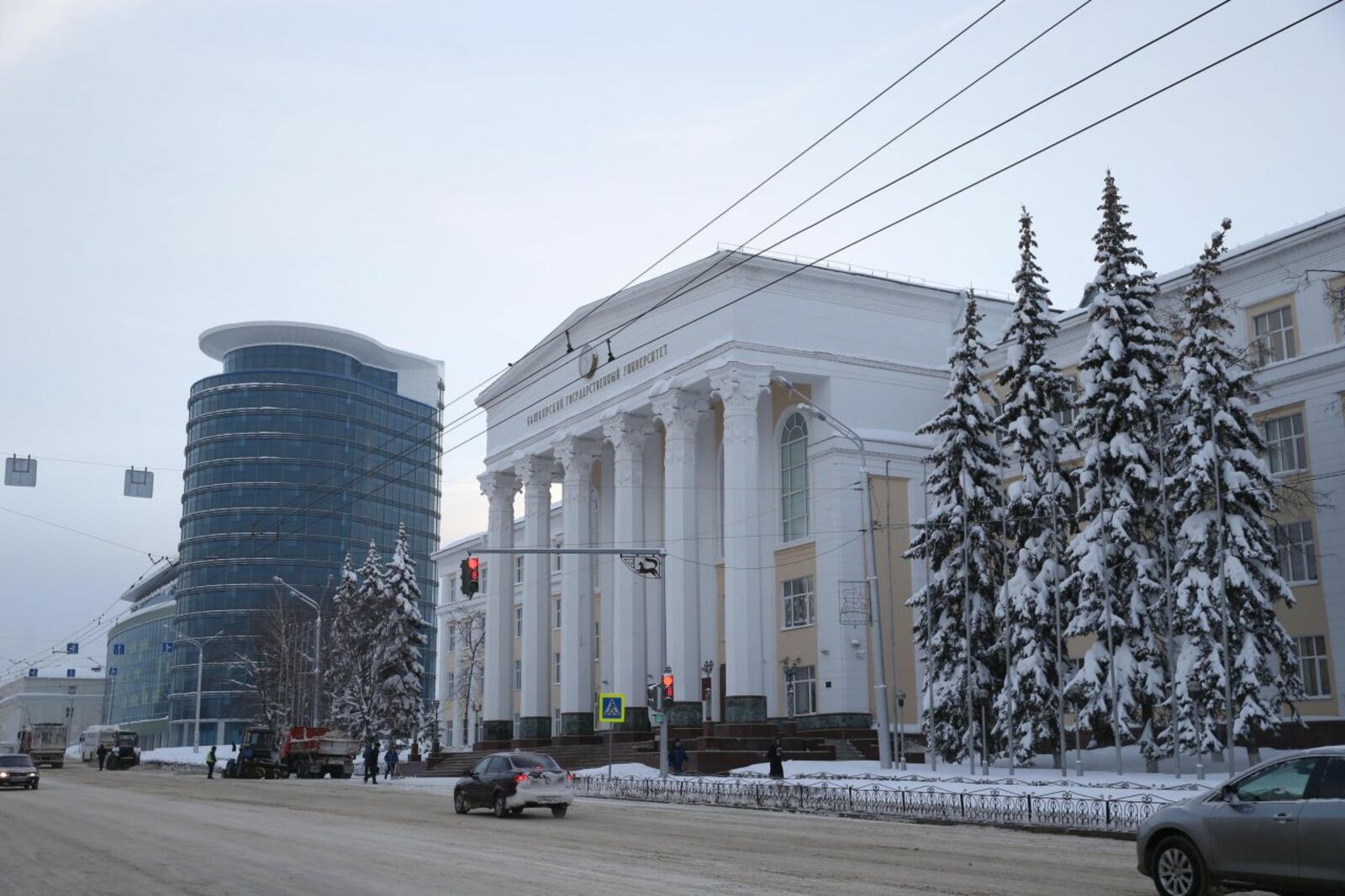 Олег Яровиков