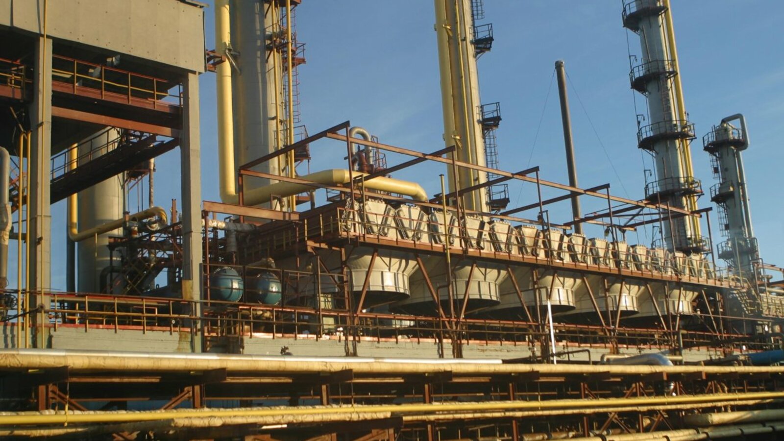 Олег Яровиков