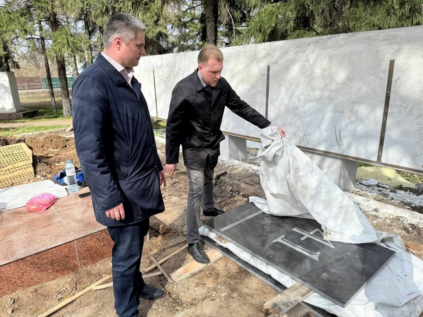 Өфөнөң Октябрь районы хакимиәте башлығы Антон Тарасовтың телеграм-каналы