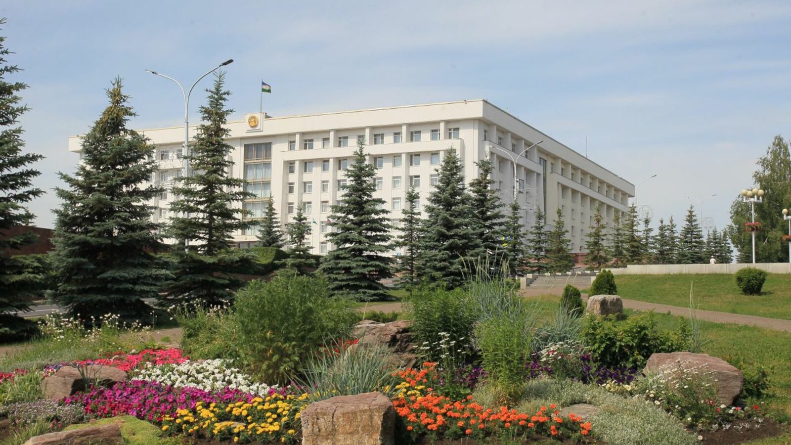 Олег Яровиков