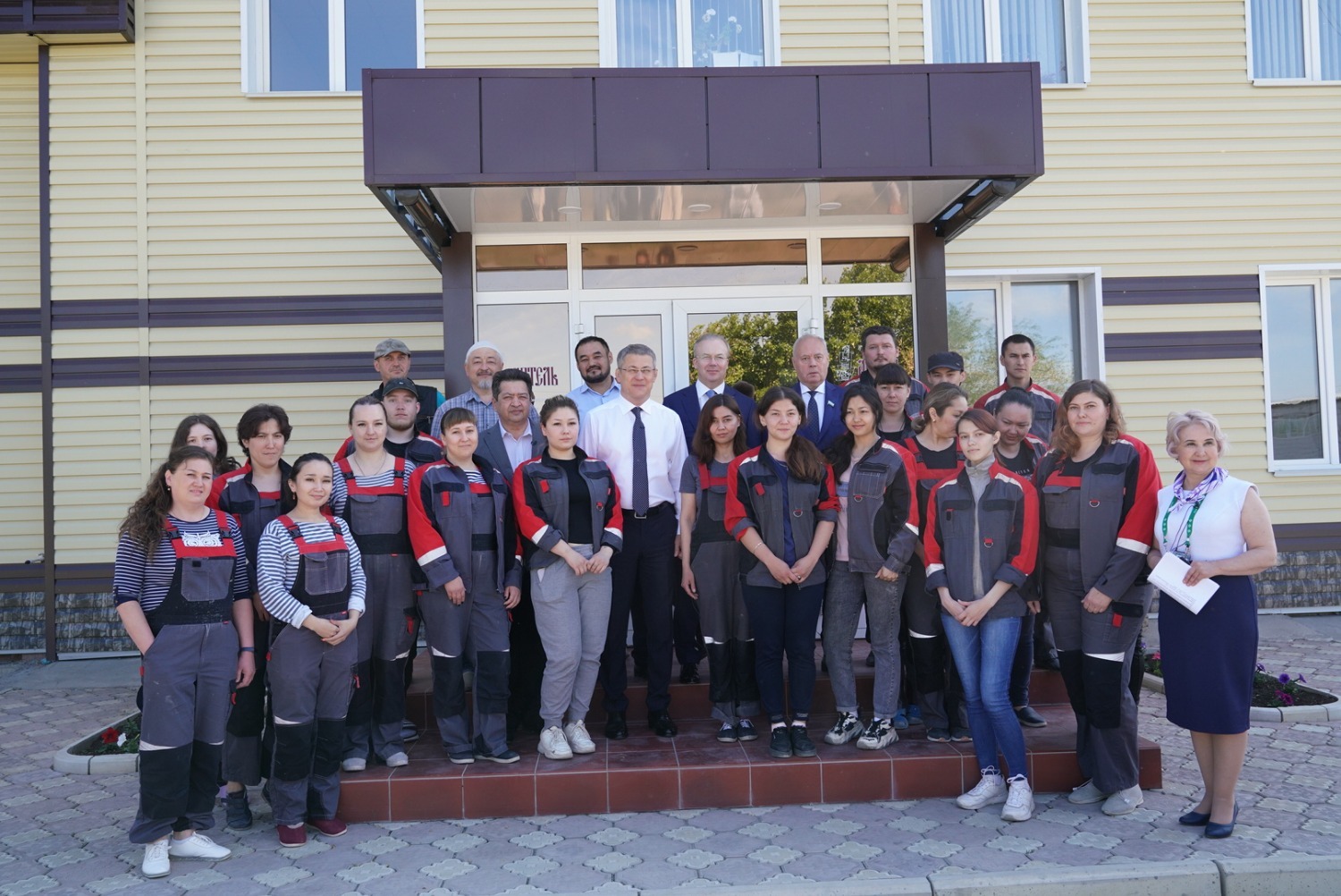 Олег Яровиков