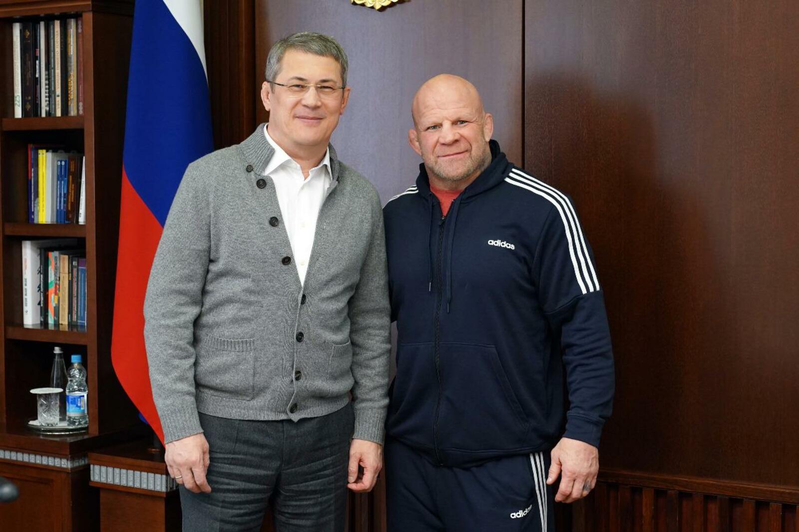 https://vk.com/radiyhabirov