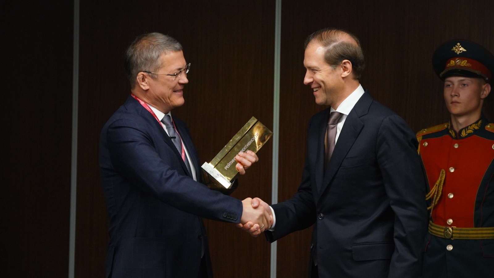 Олег Яровиков