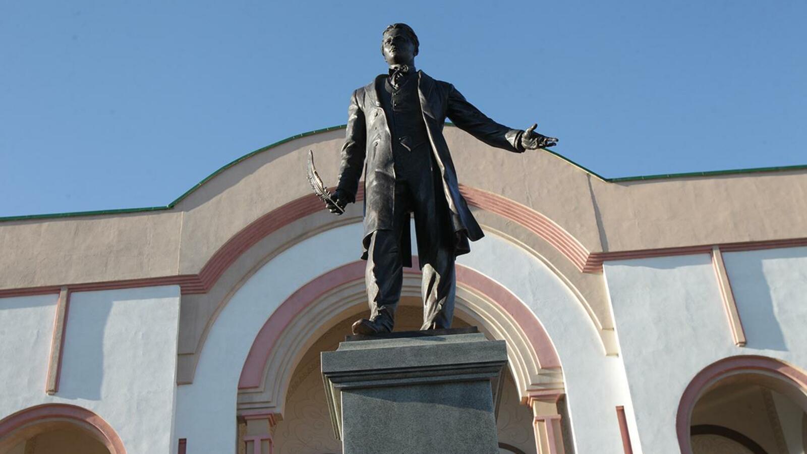 Олег Яровиков