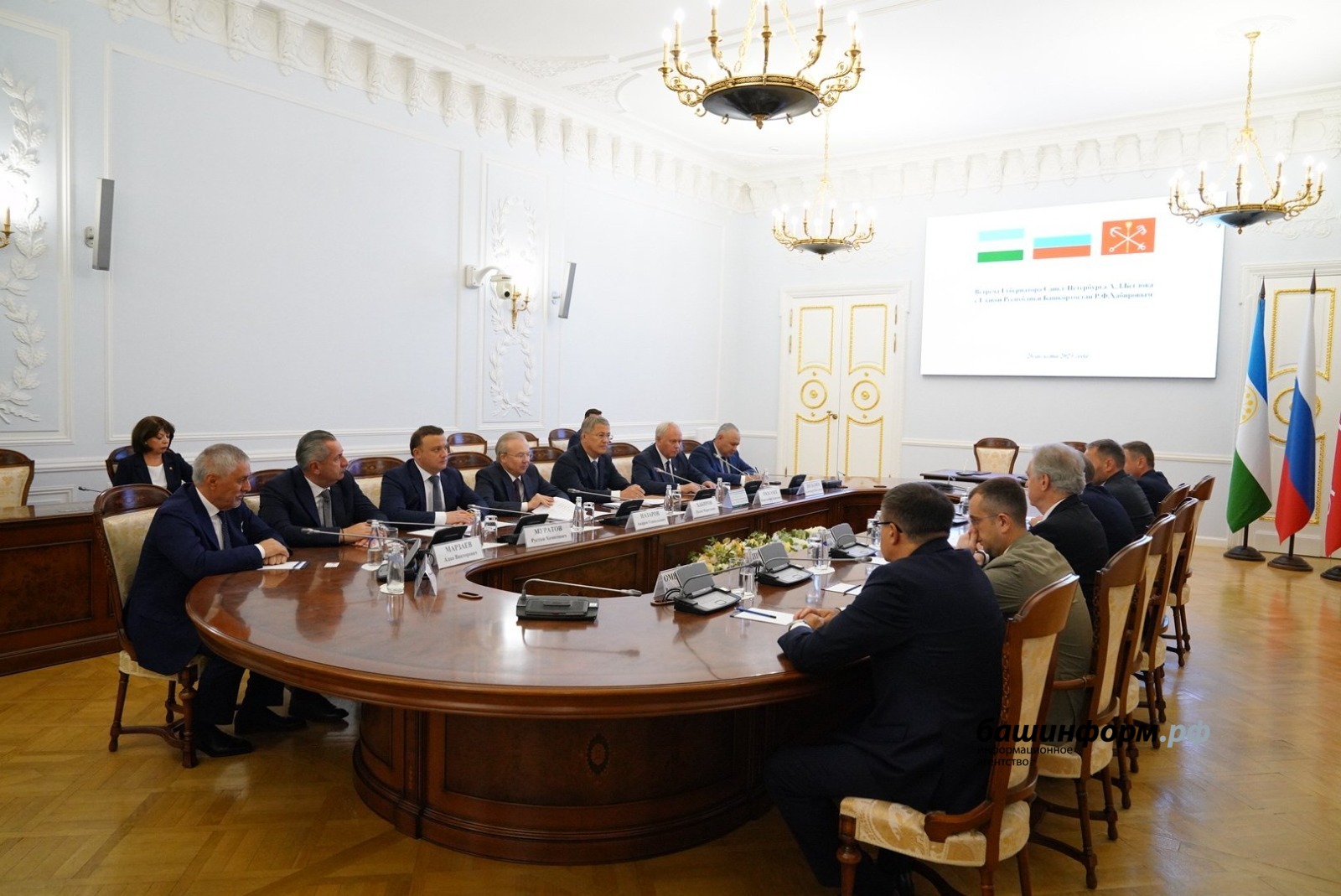 Олег Яровиков