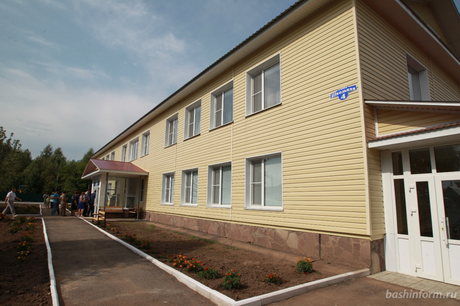 Олег Яровиков