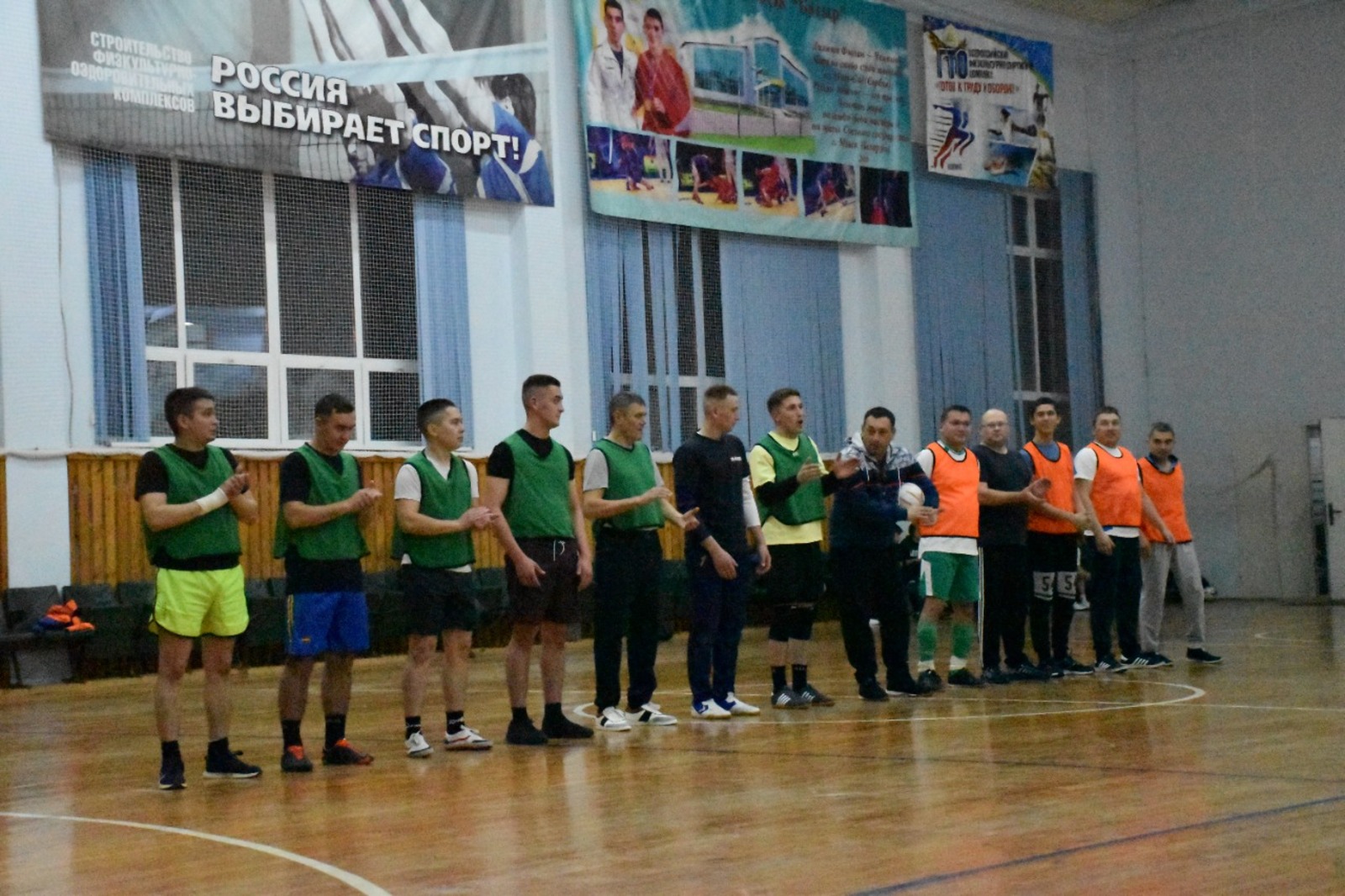 В ФОКе «Батыр» с. Аскино стартовал турнир по мини-футболу