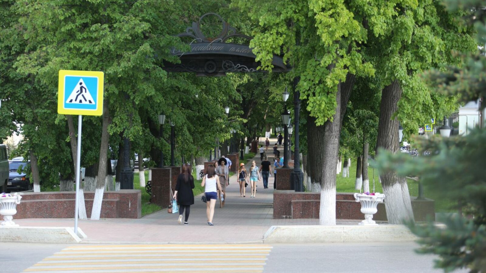 Олег Яровиков