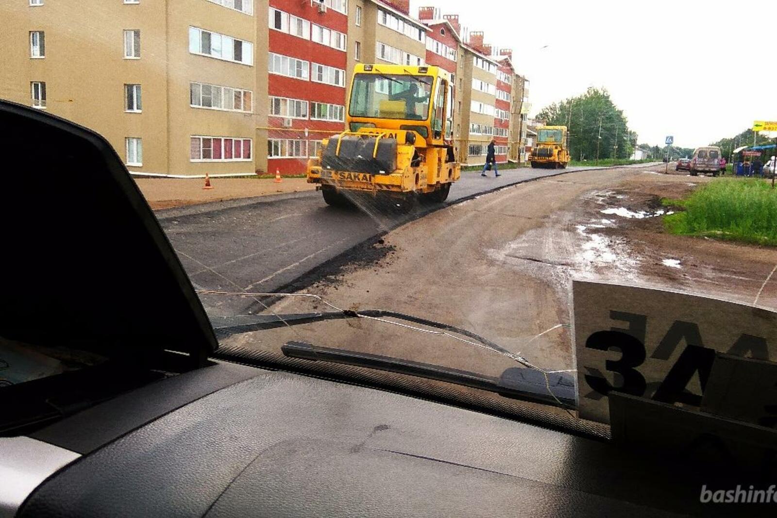 автор