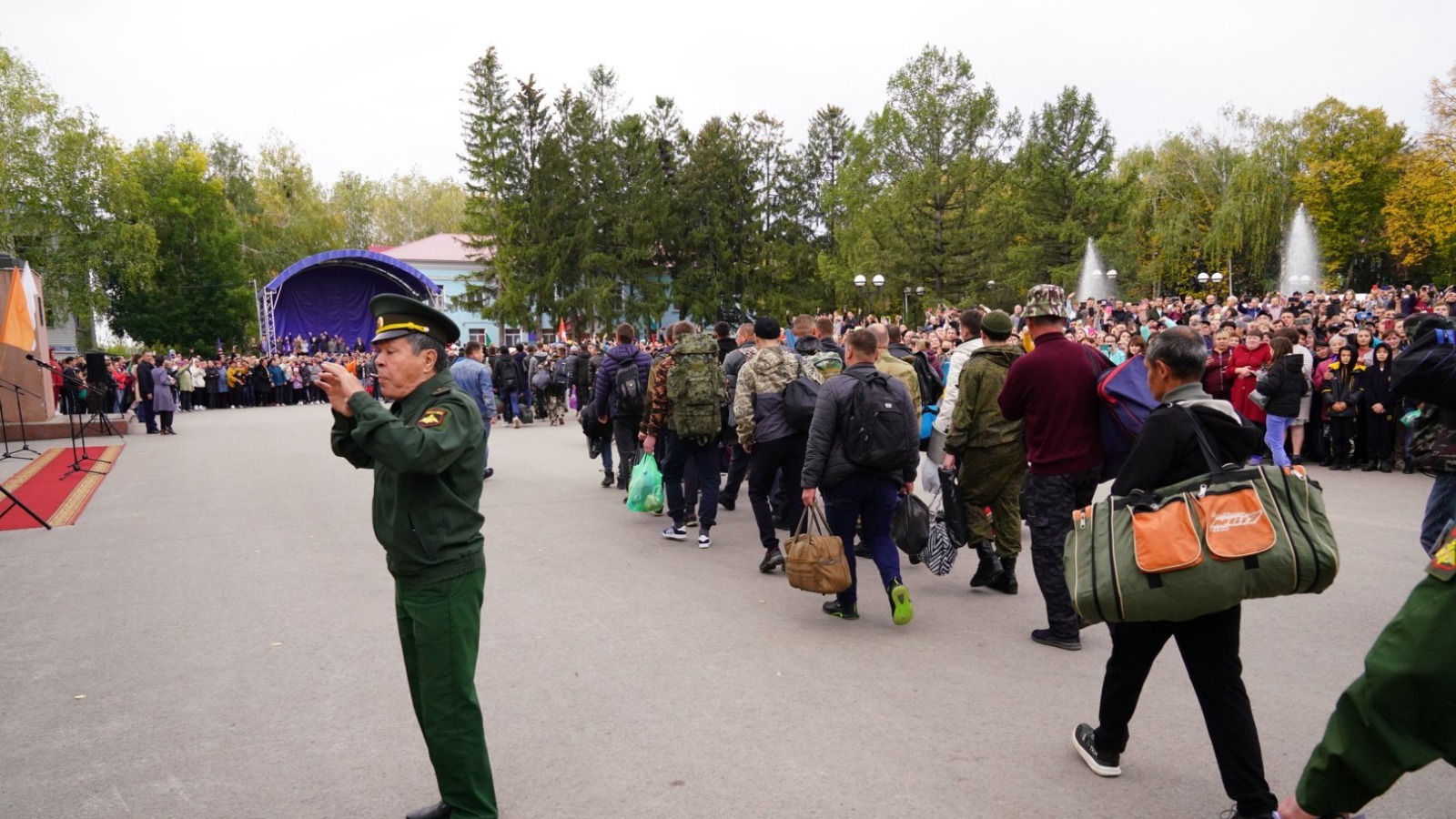 Олег Яровиков