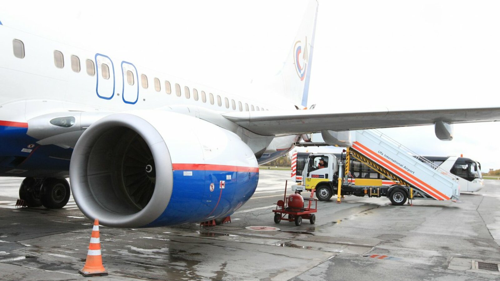 Олег Яровиков