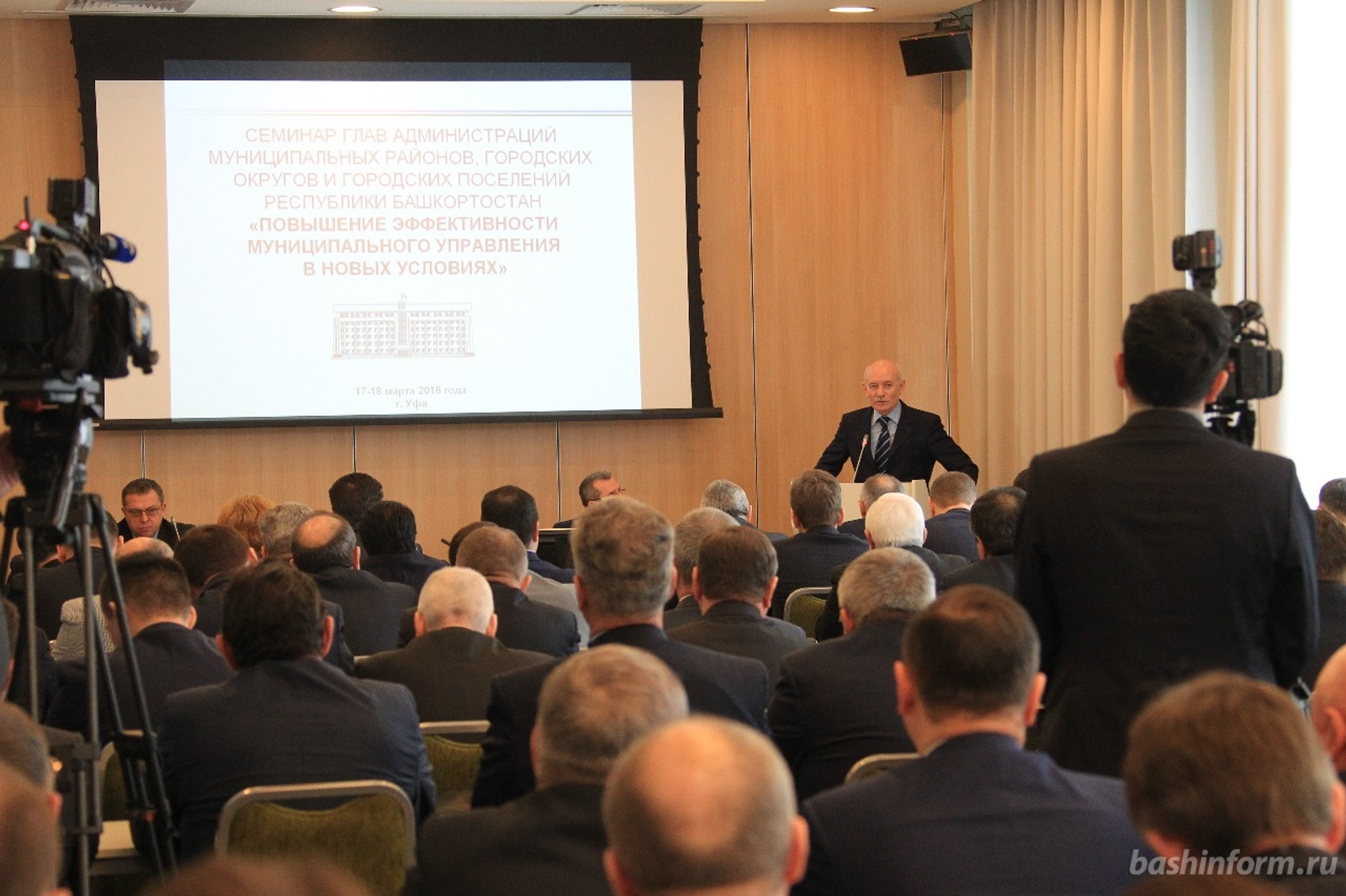 Олег Яровиков