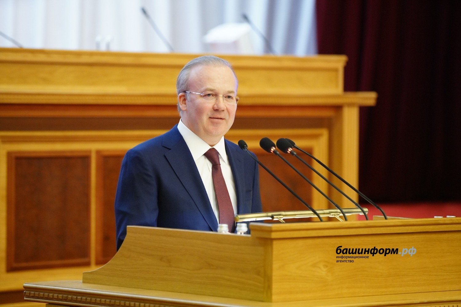 Олег Яровиков