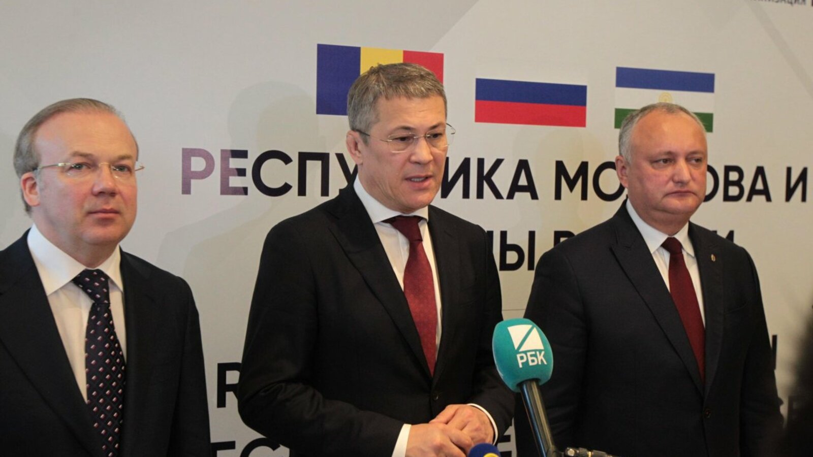 Олег Яровиков