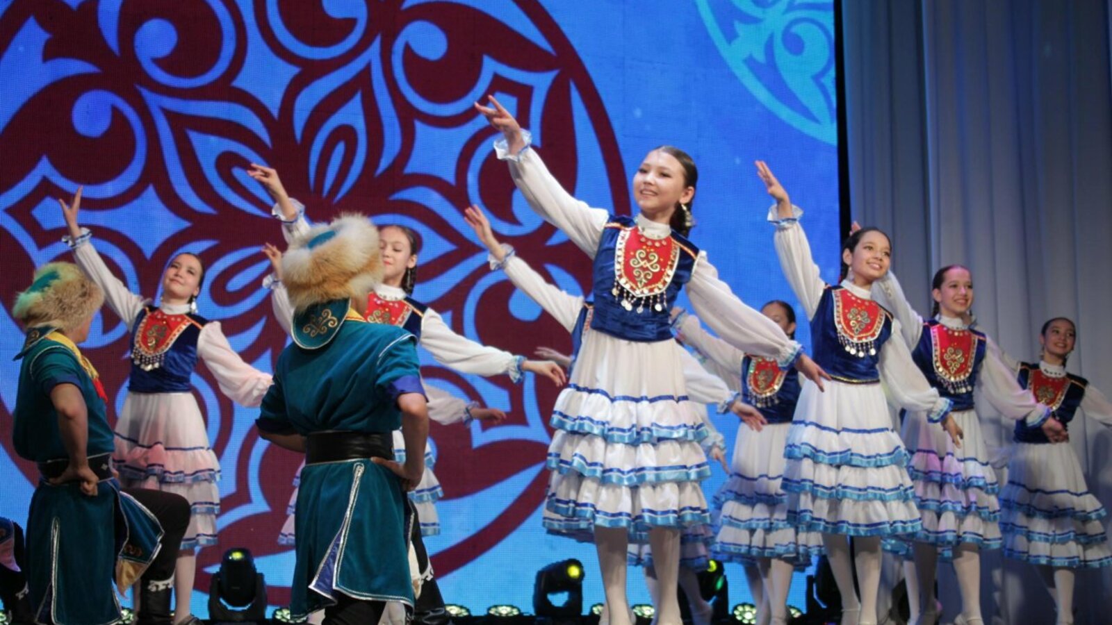 Олег Яровиков