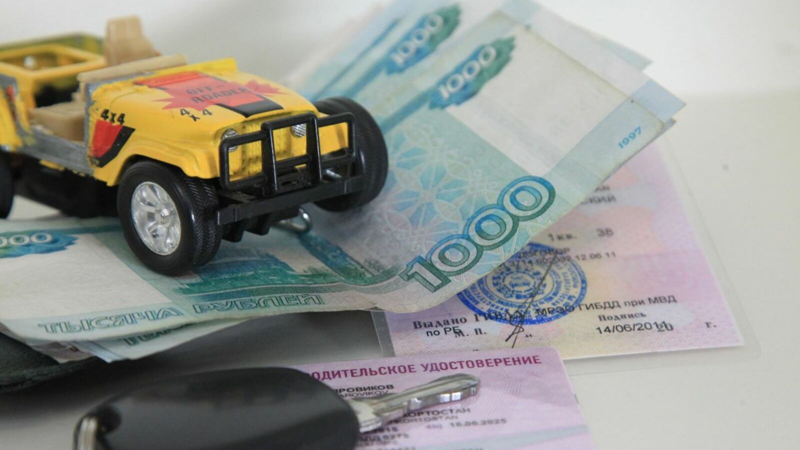 Олег Яровиков