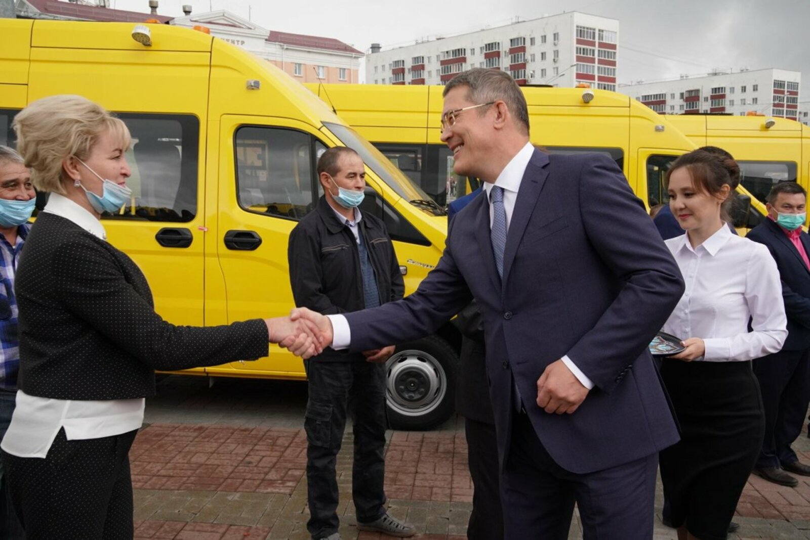 Олег Яровиков