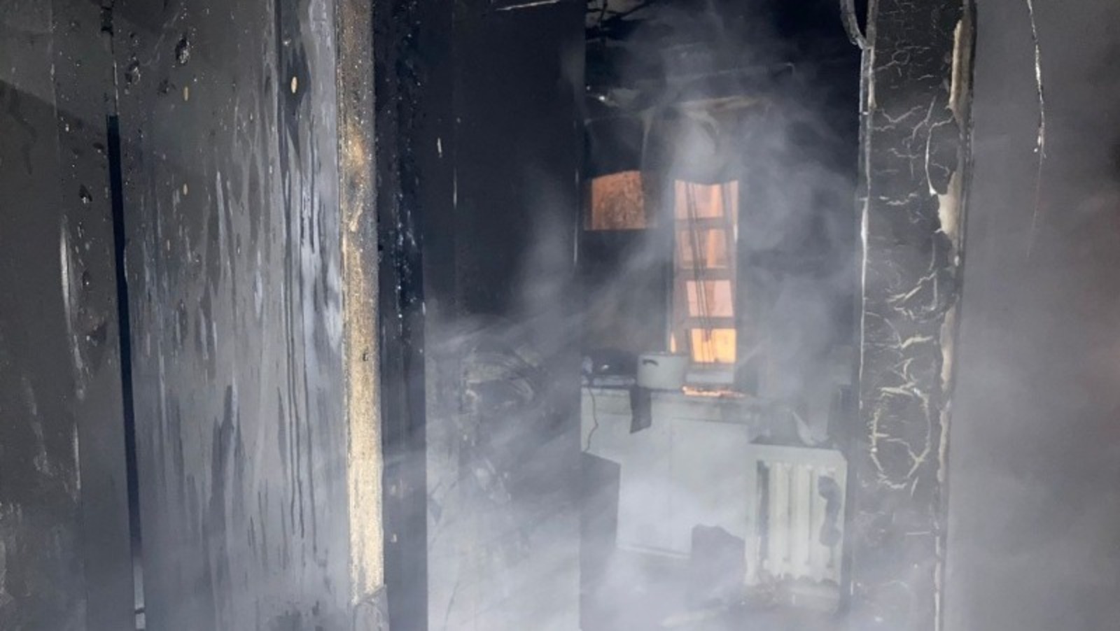 В новогоднюю ночь в Башкирии произошло 13 пожаров, погибших нет, травмировано 4 человека