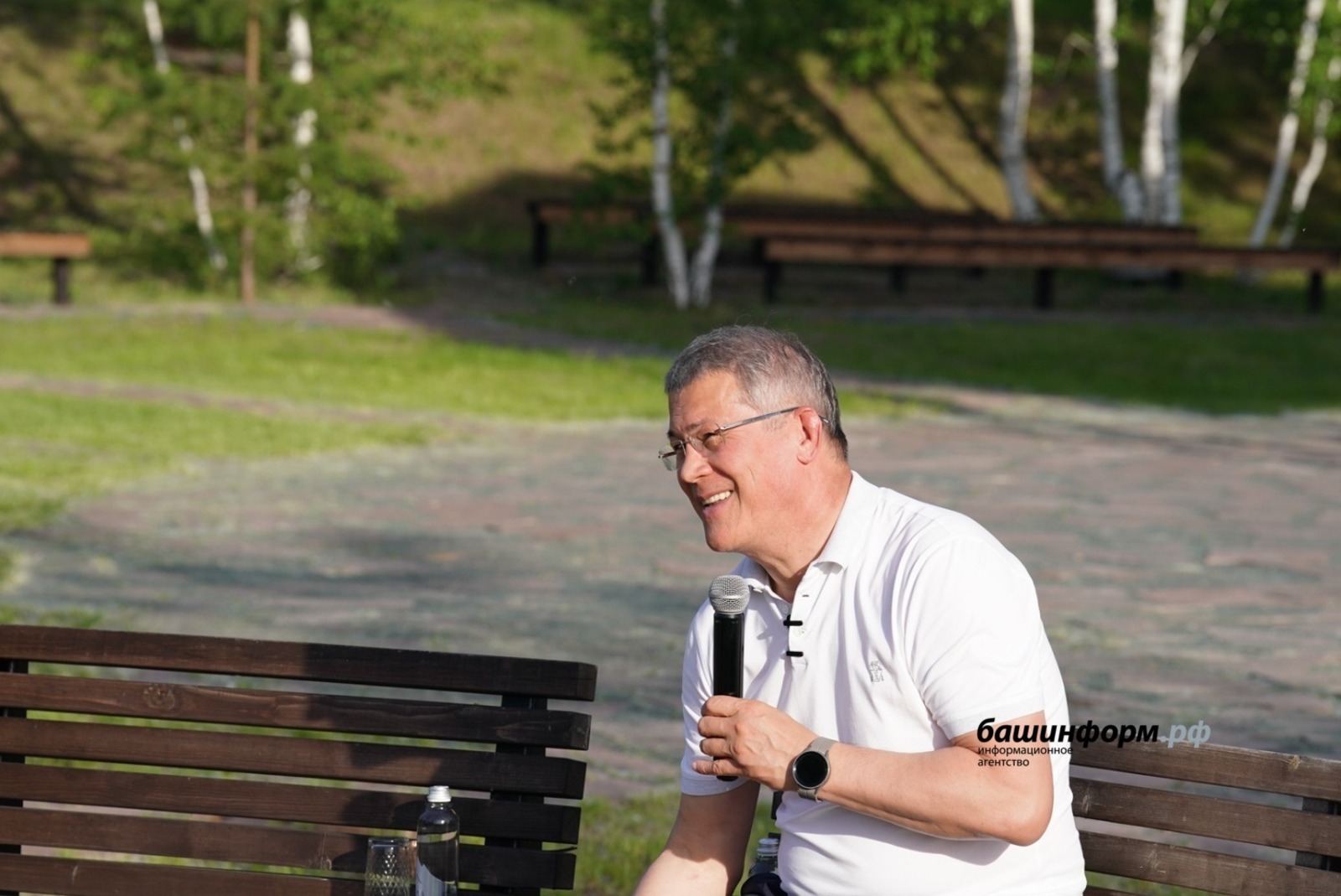 Олег  Яровиков