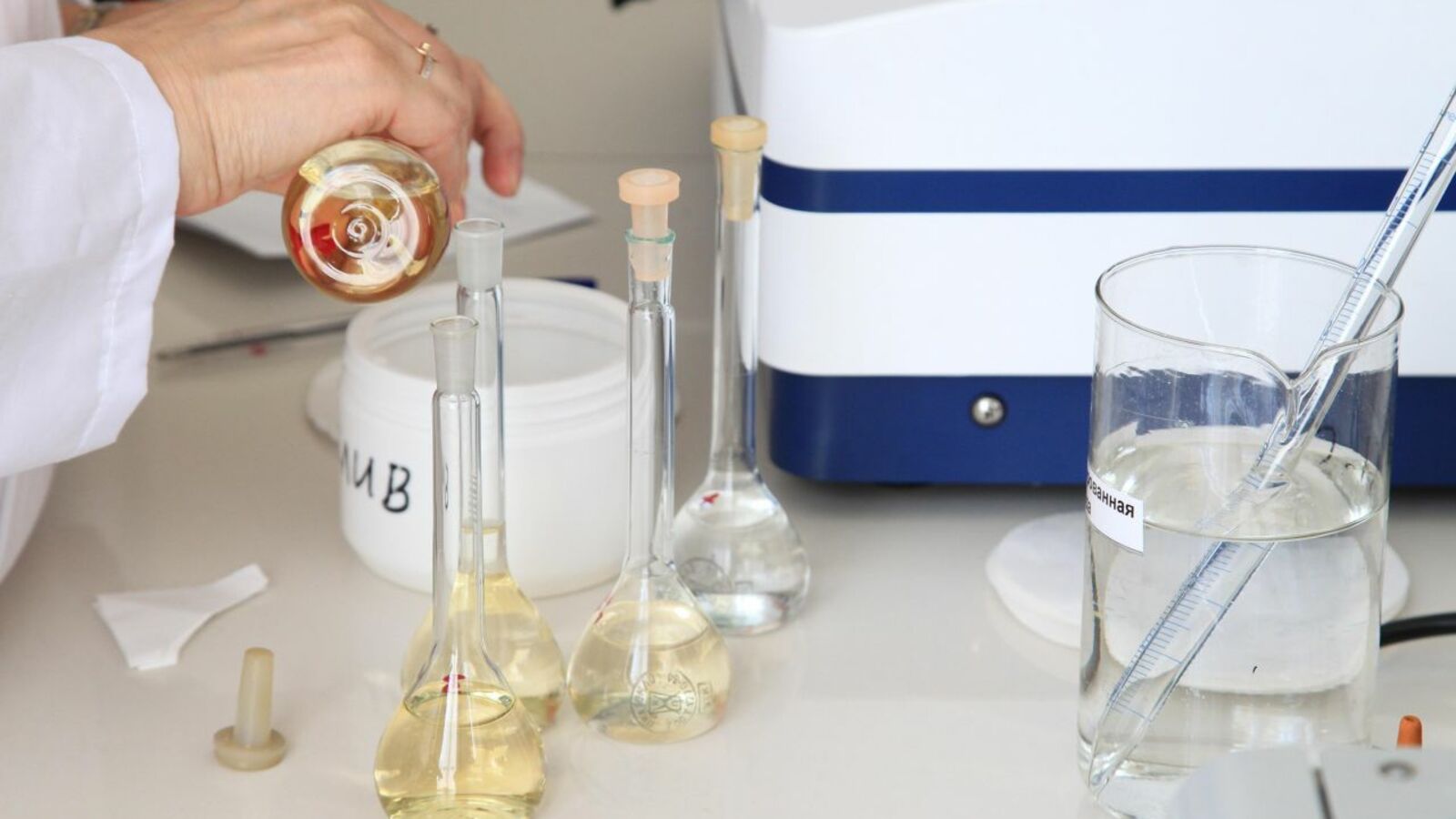 Олег Яровиков