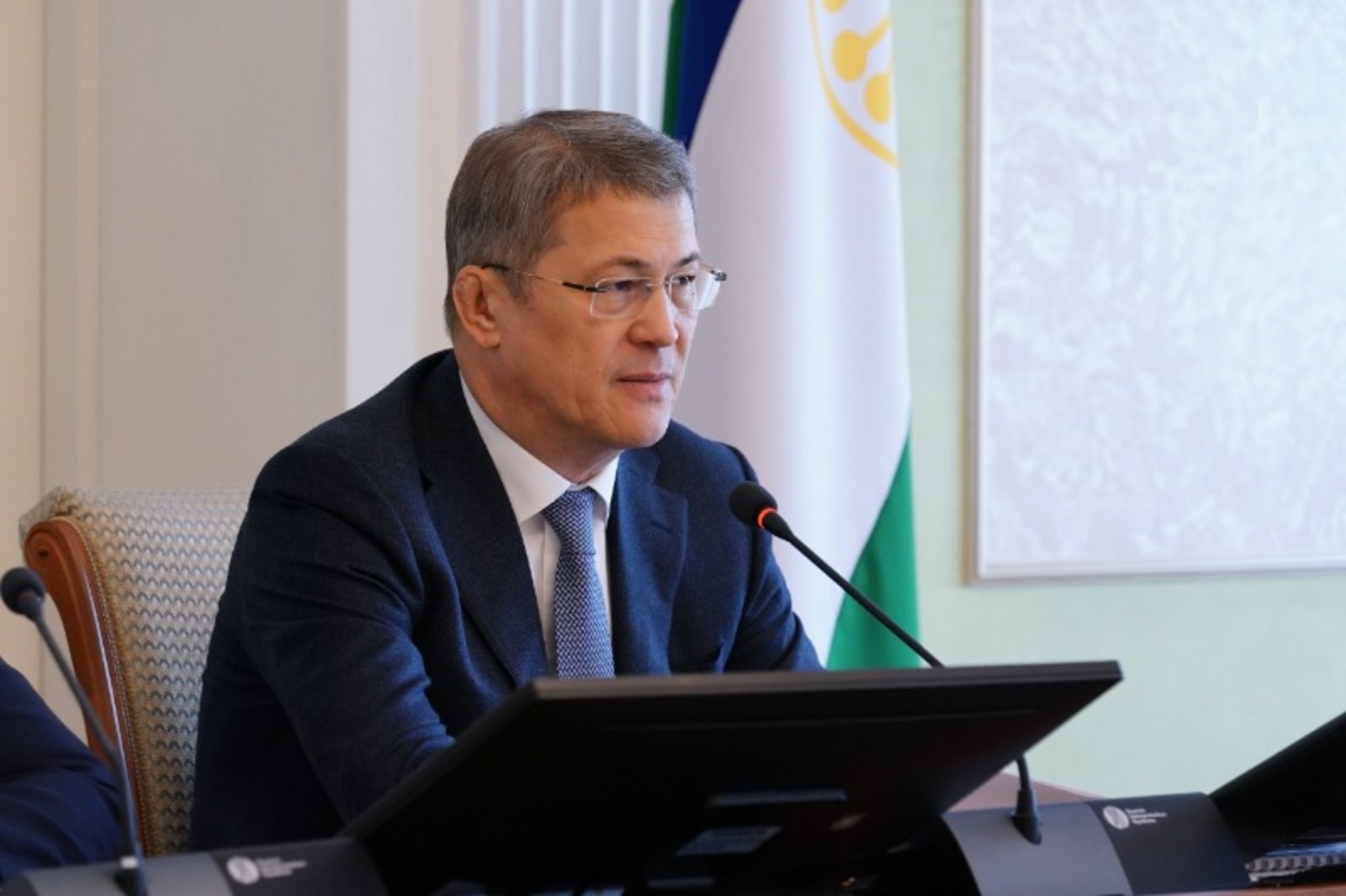 Радий Хабиров