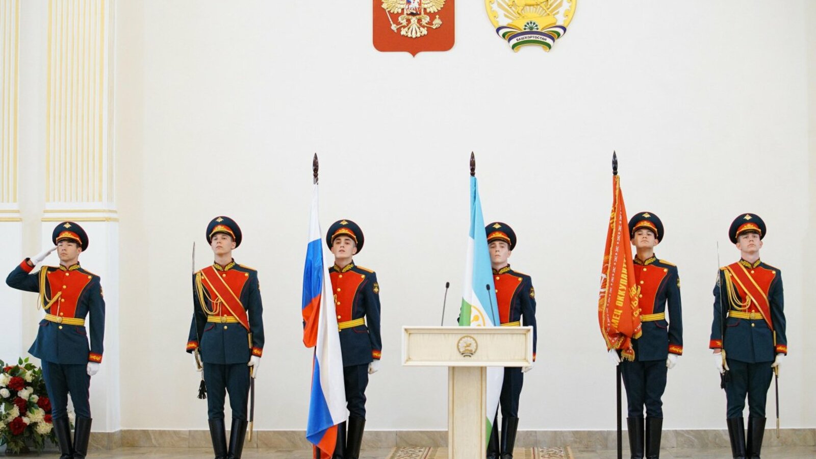 Олег Яровиков