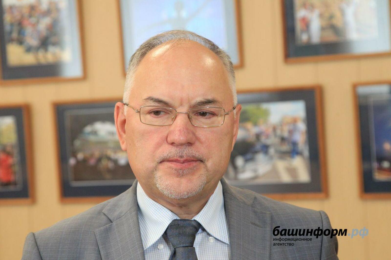 Олег Яровиков