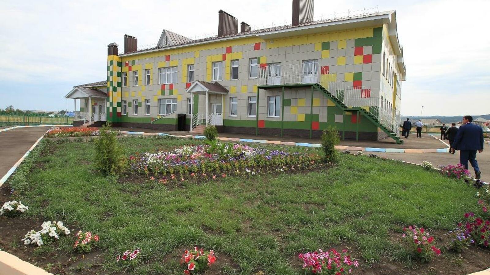 Олег Яровиков