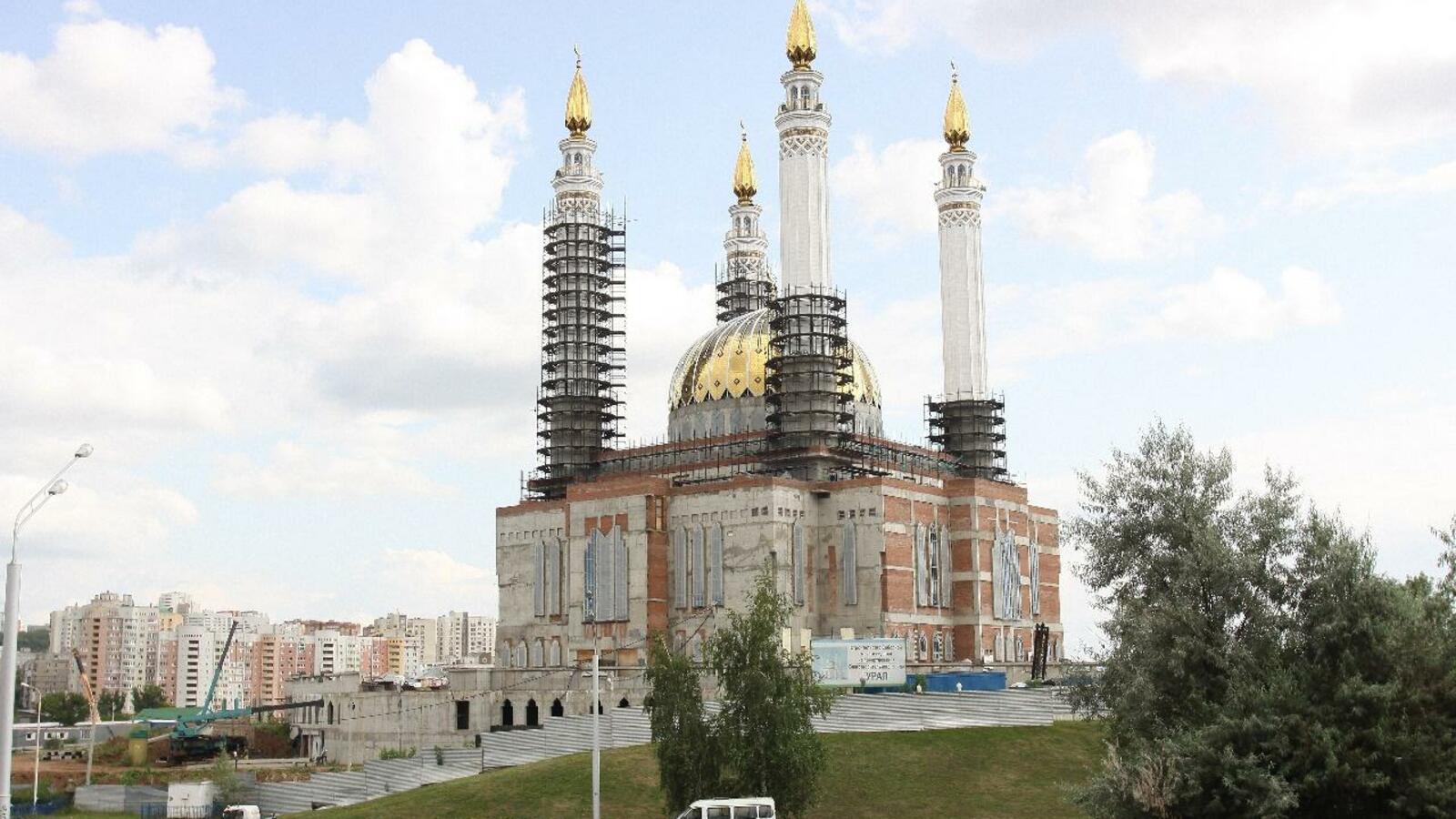 Олег Яровиков