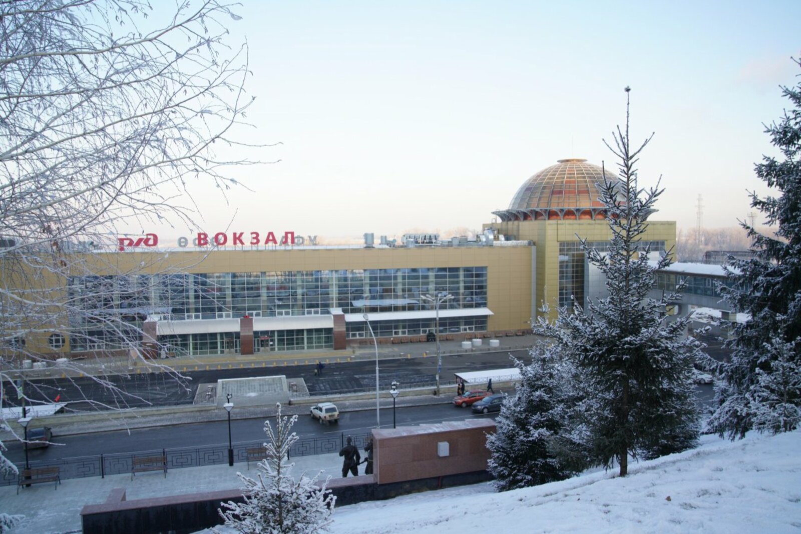 Олег Яровиков