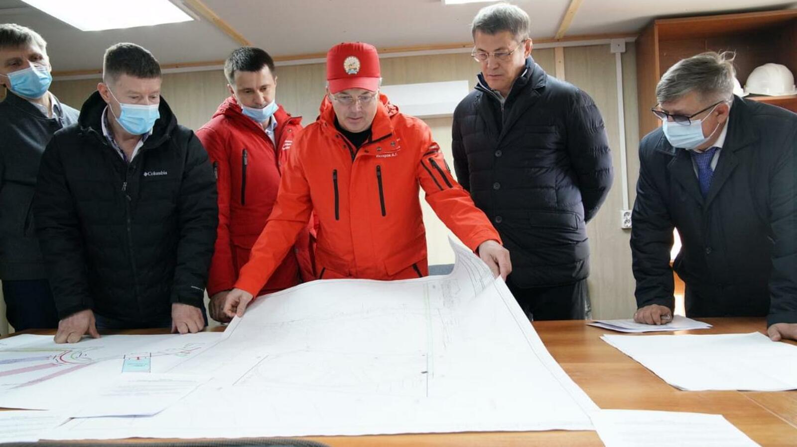 Олег Яровиков