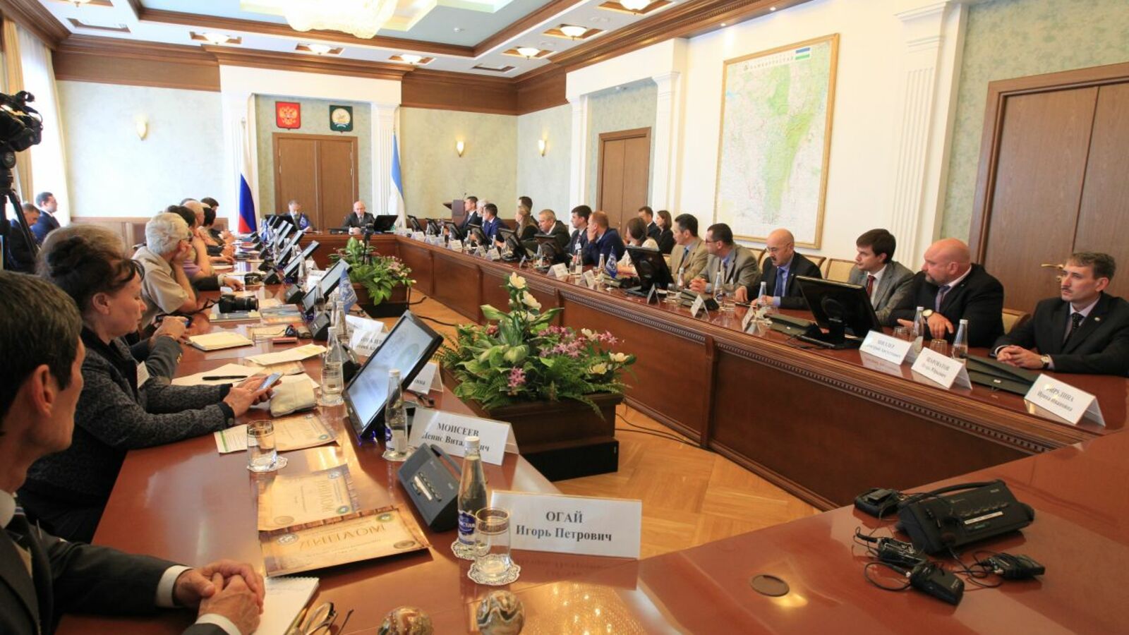 Олег Яровиков