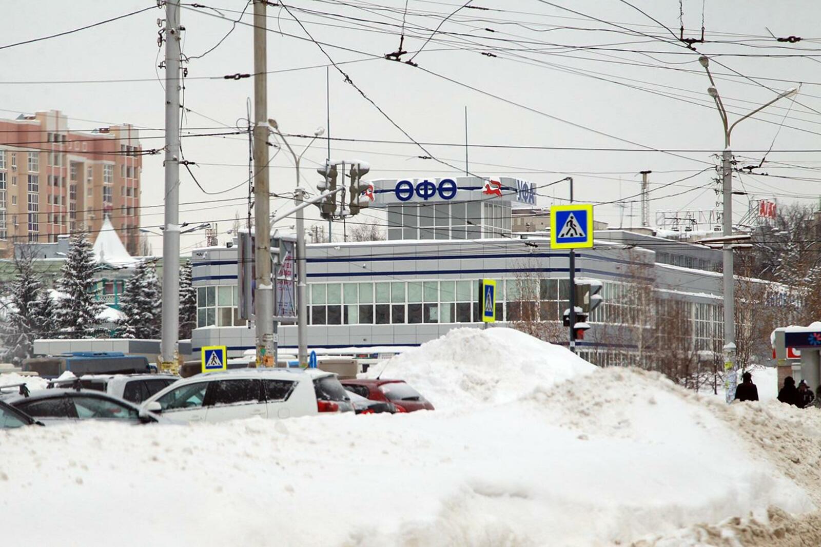 Олег Яровиков