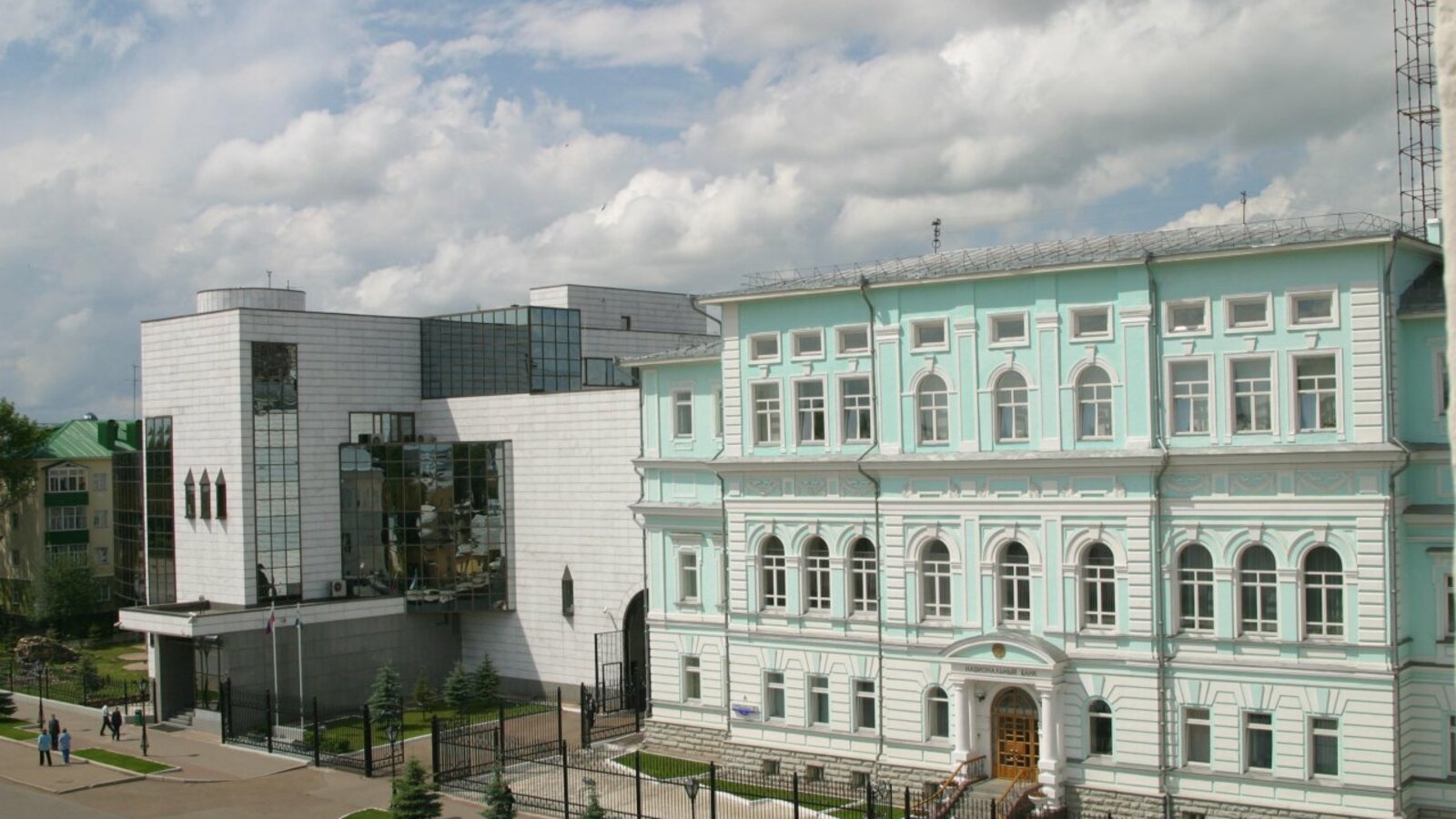 Андрей Старостин