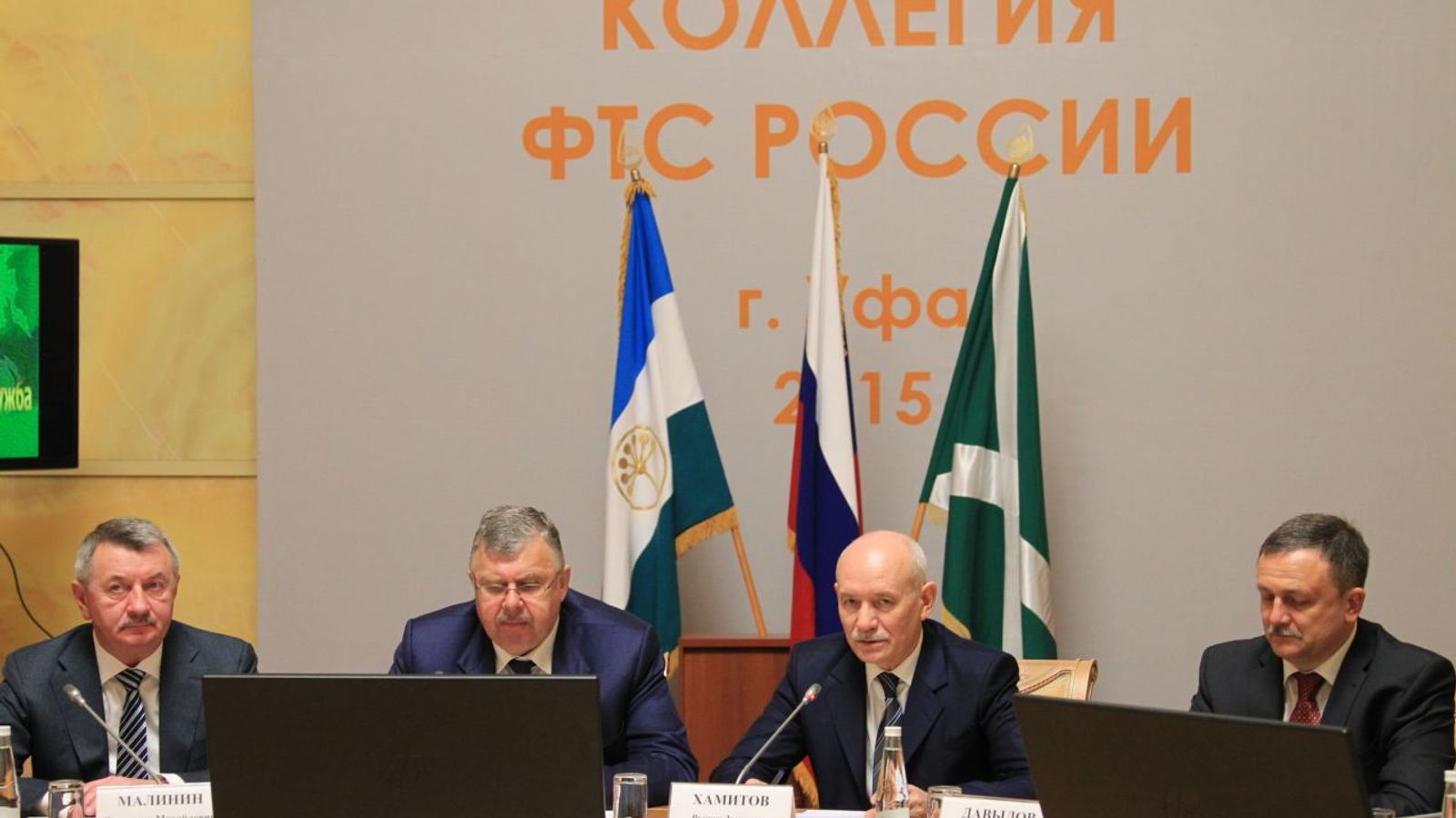 Олег Яровиков