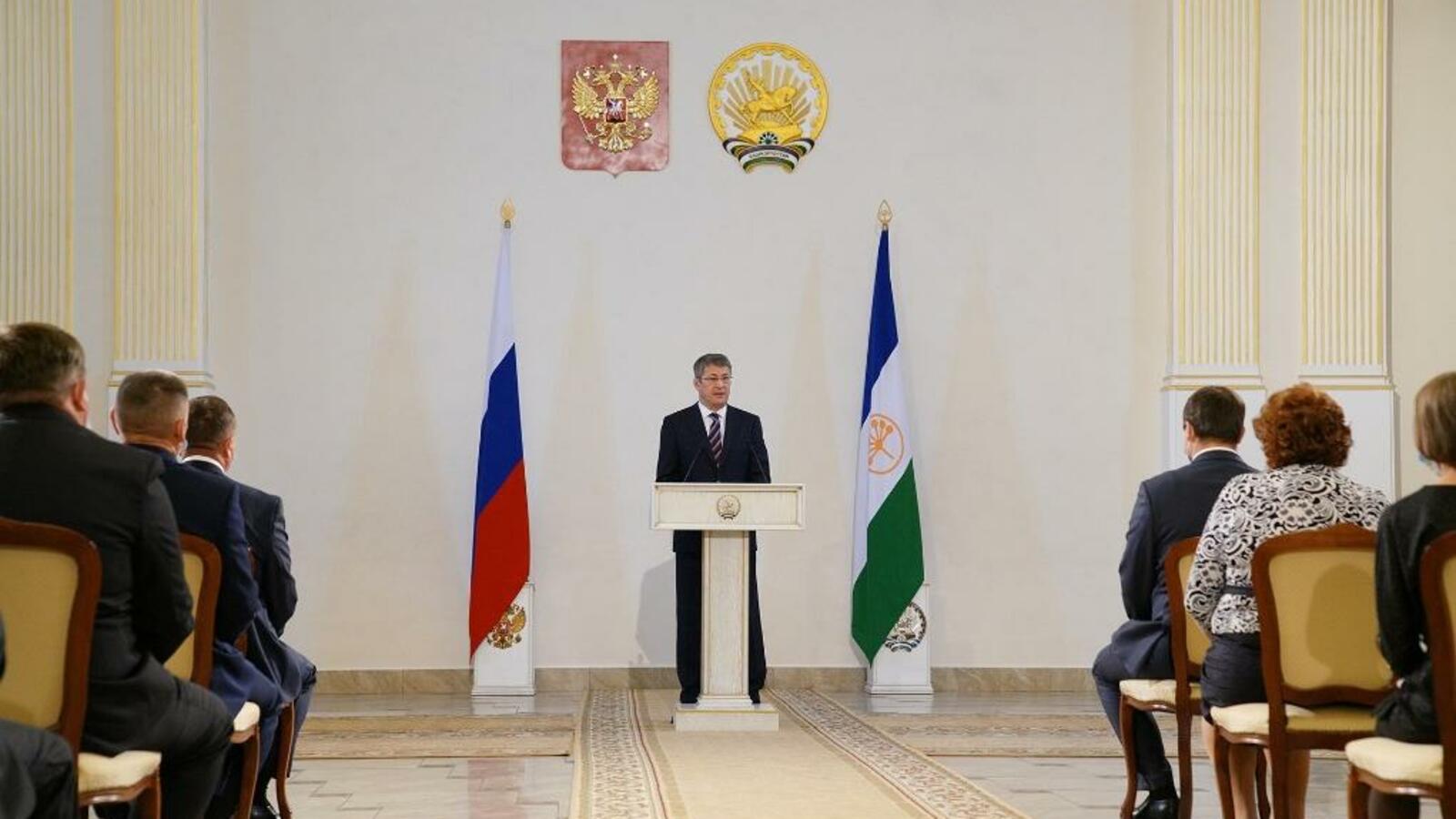 Олег Яровиков