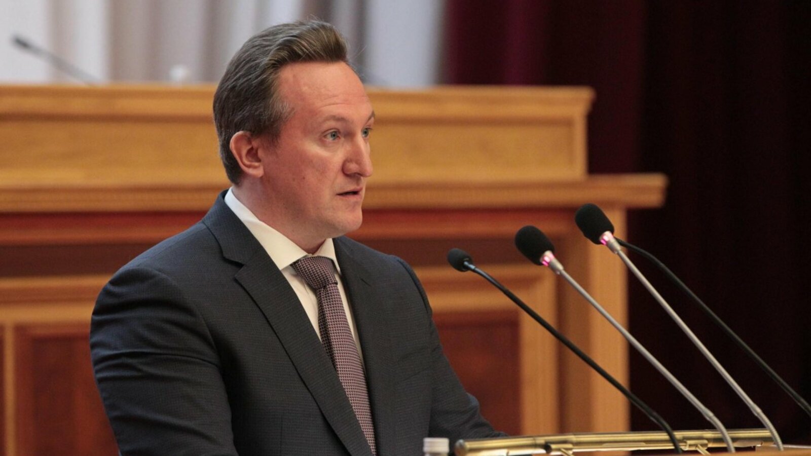 Олег Яровиков