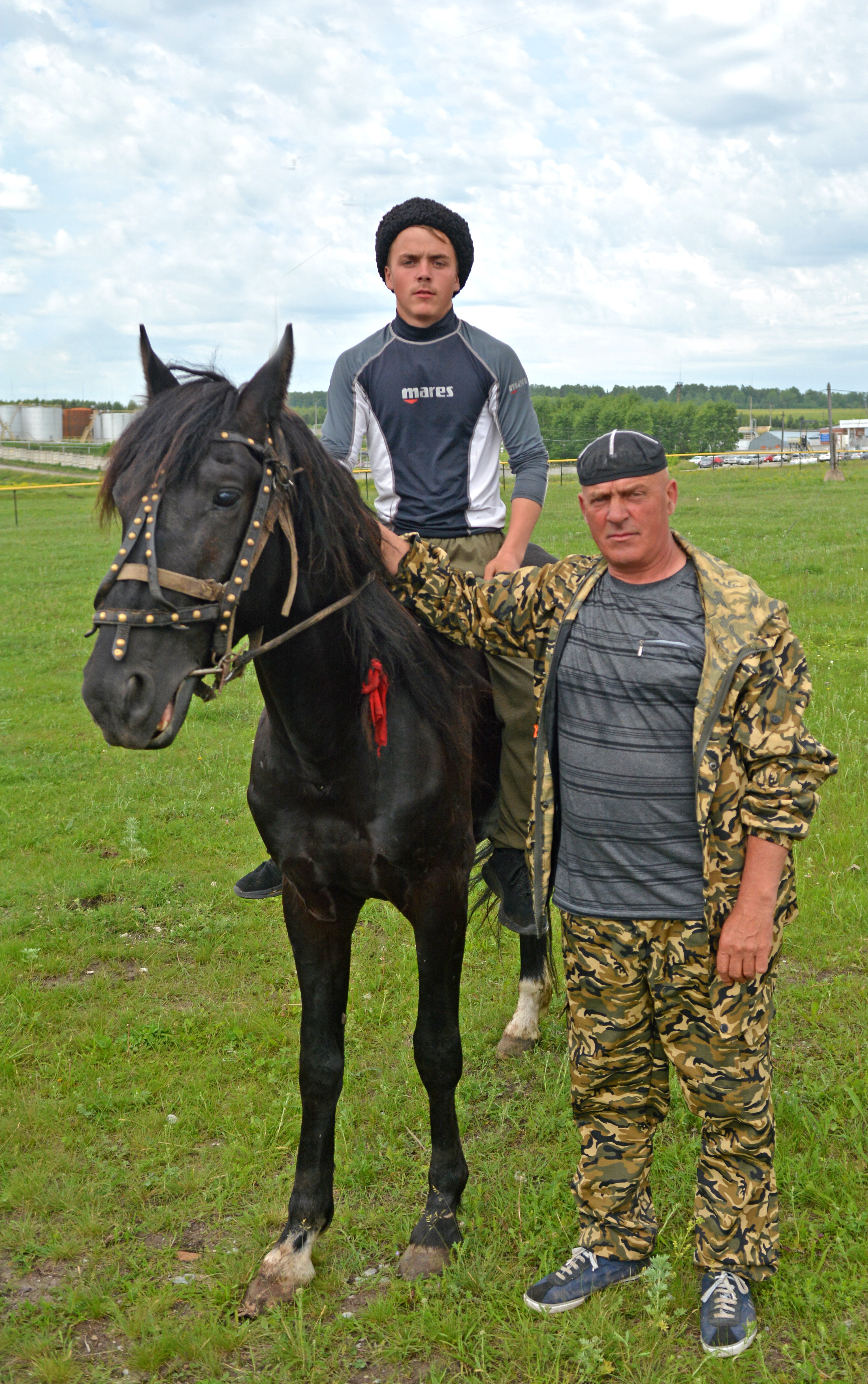 Житель села Железнодорожного Белорецкого района - истинный казак и разводит лошадей