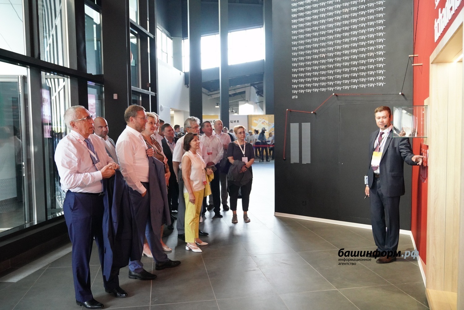 Олег Яровиков