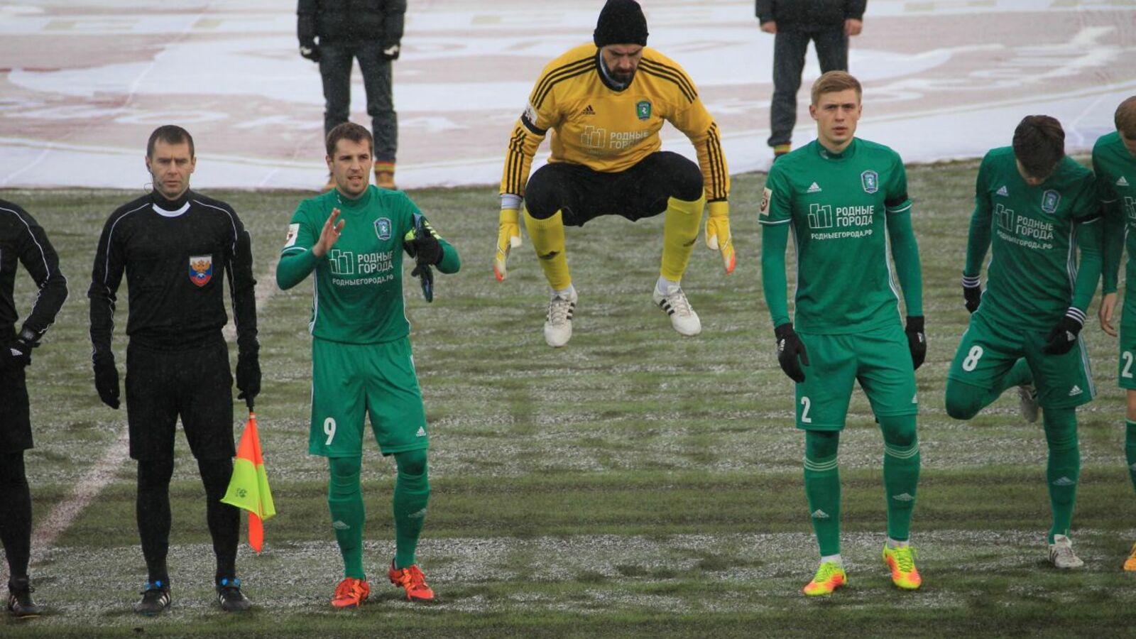 Олег Яровиков