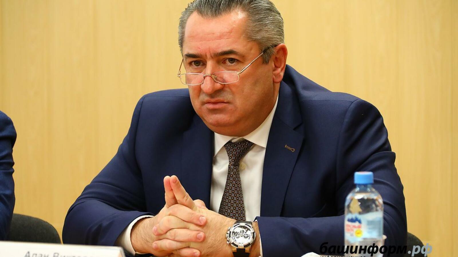 Валерий Шахов