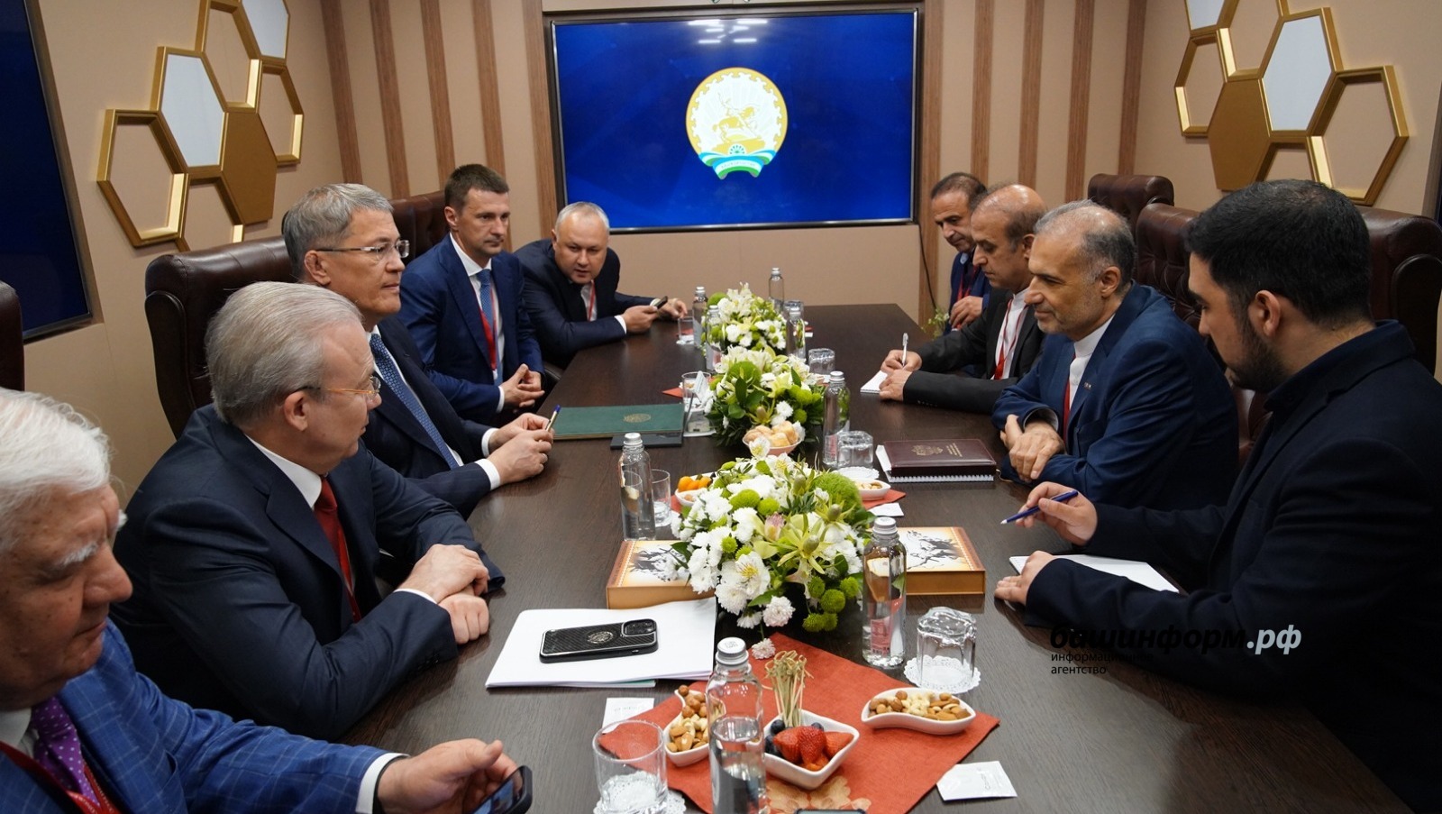 Олег Яровиков