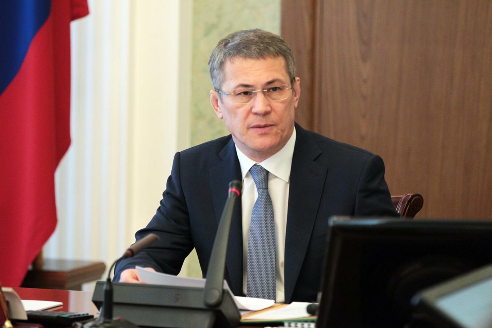 Олег Яровиков