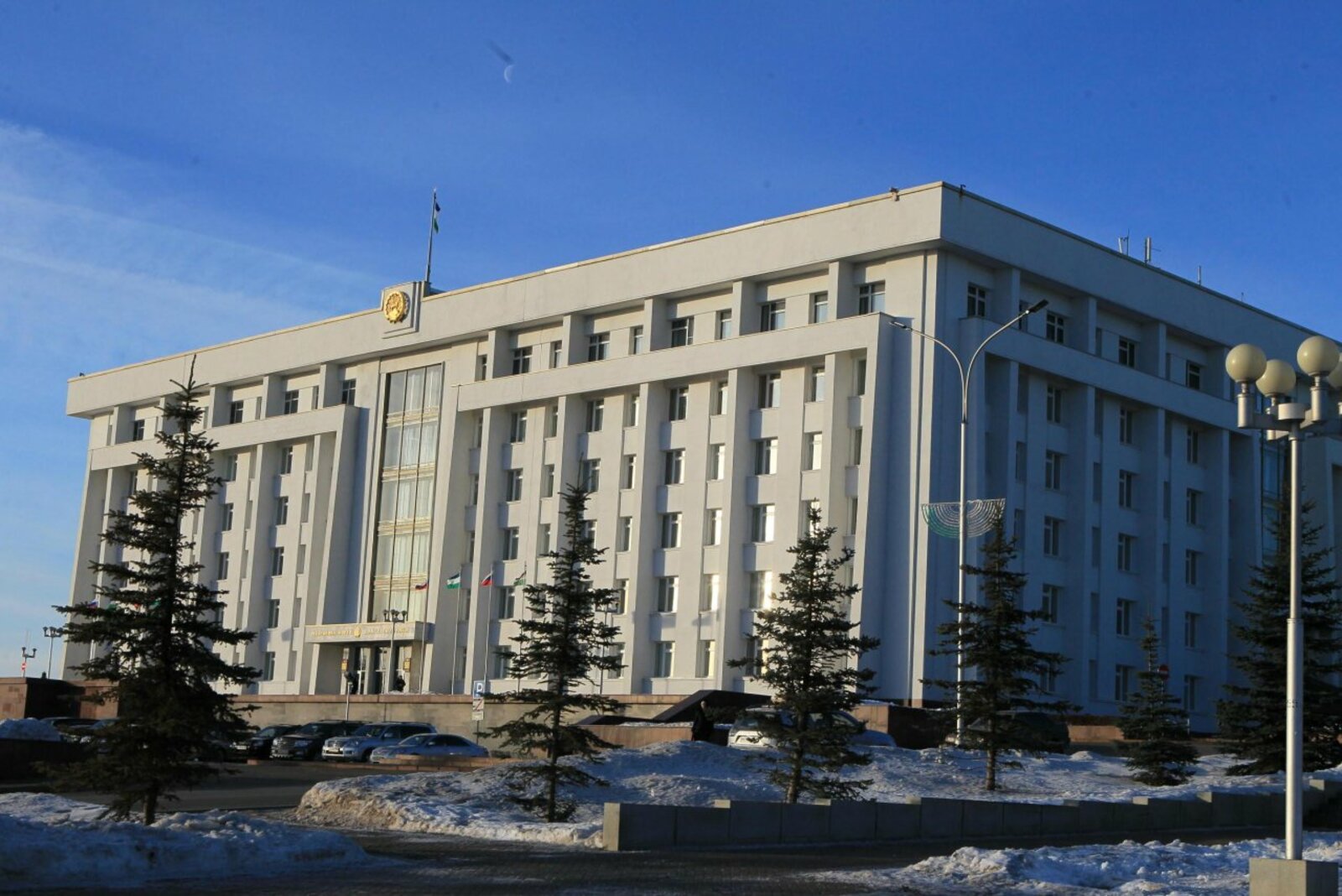Олег Яровиков