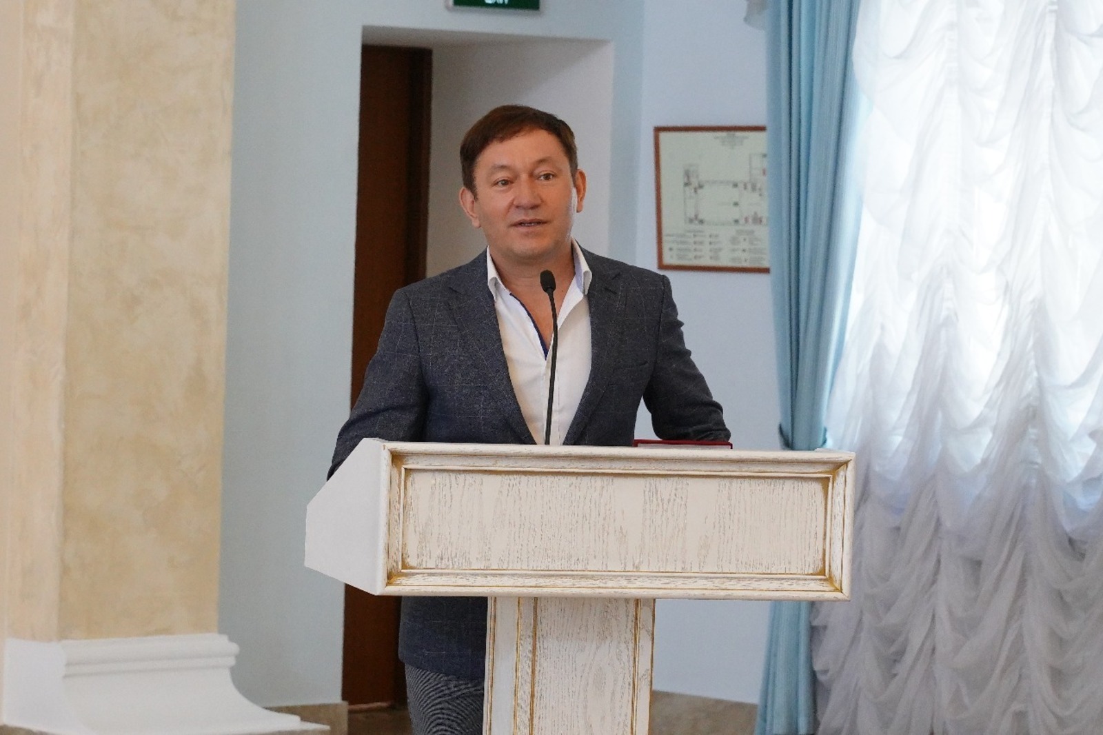 Олег Яровиков