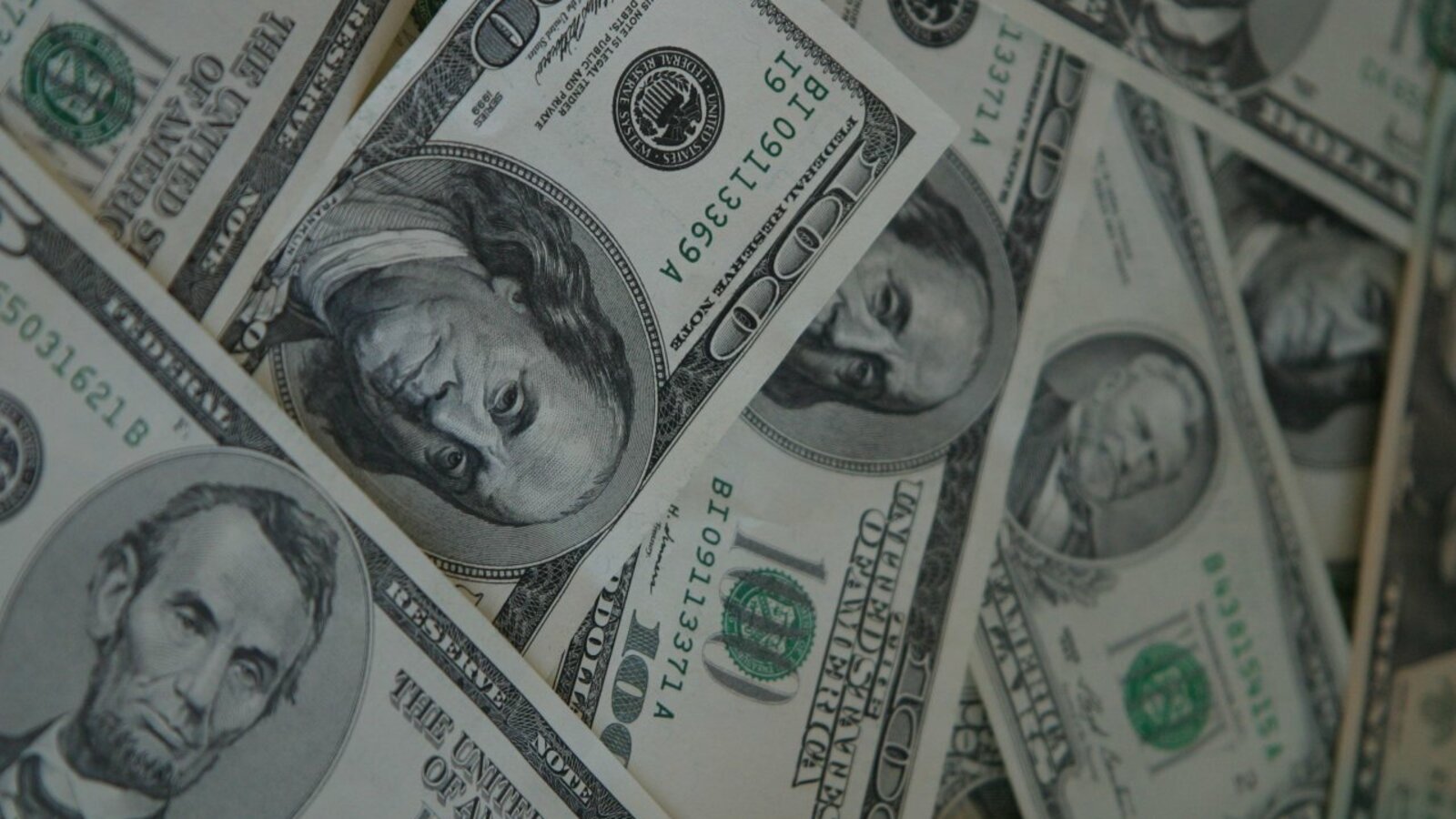 Андрей Старостин