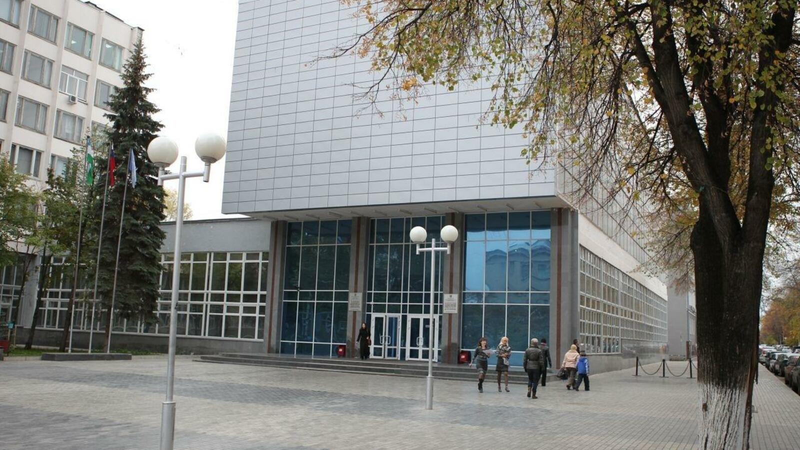 Олег Яровиков