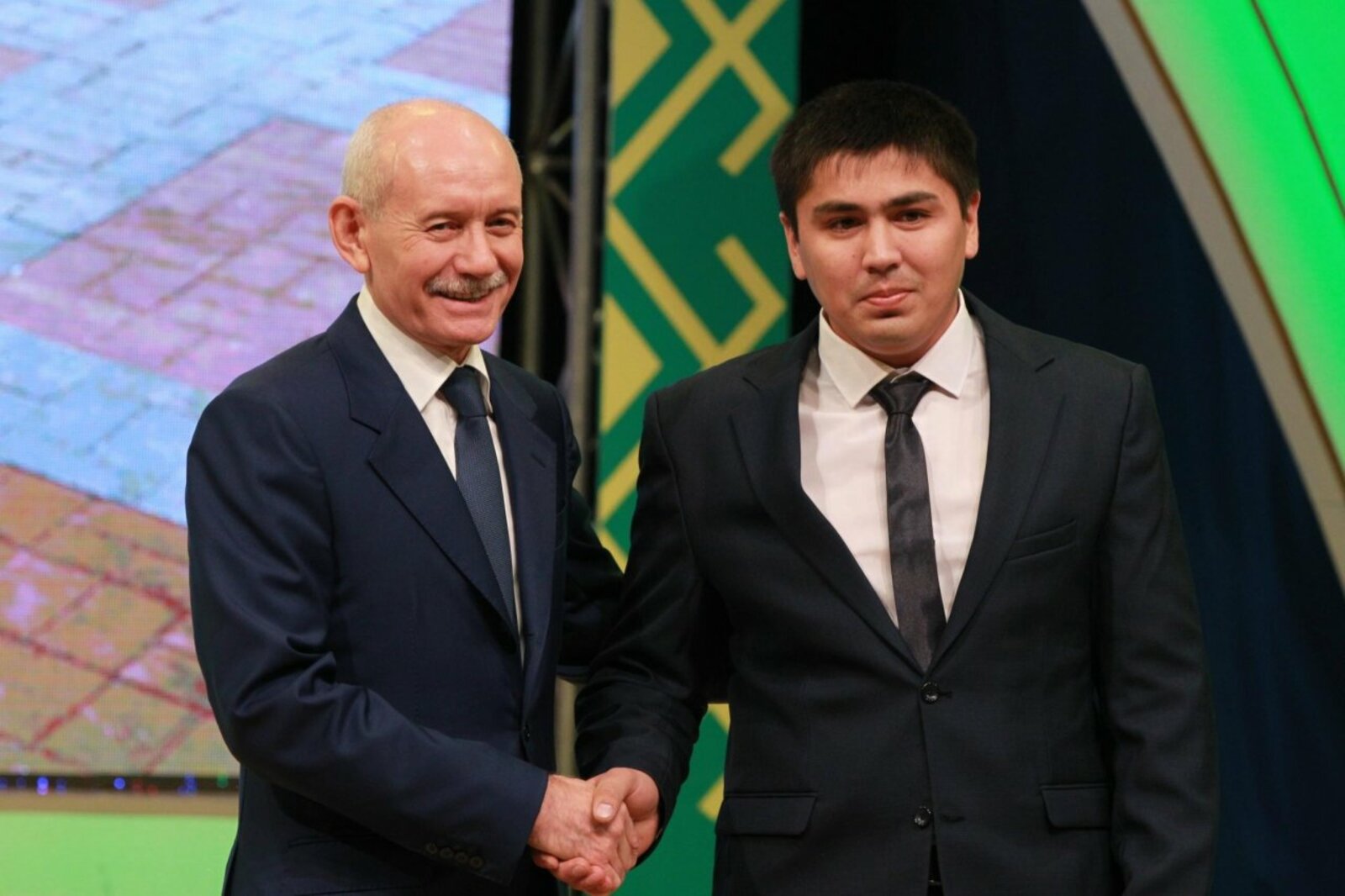 Олег Яровиков