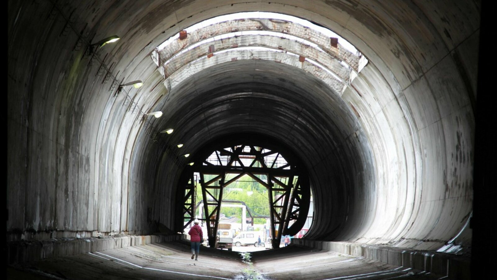 Олег Яровиков