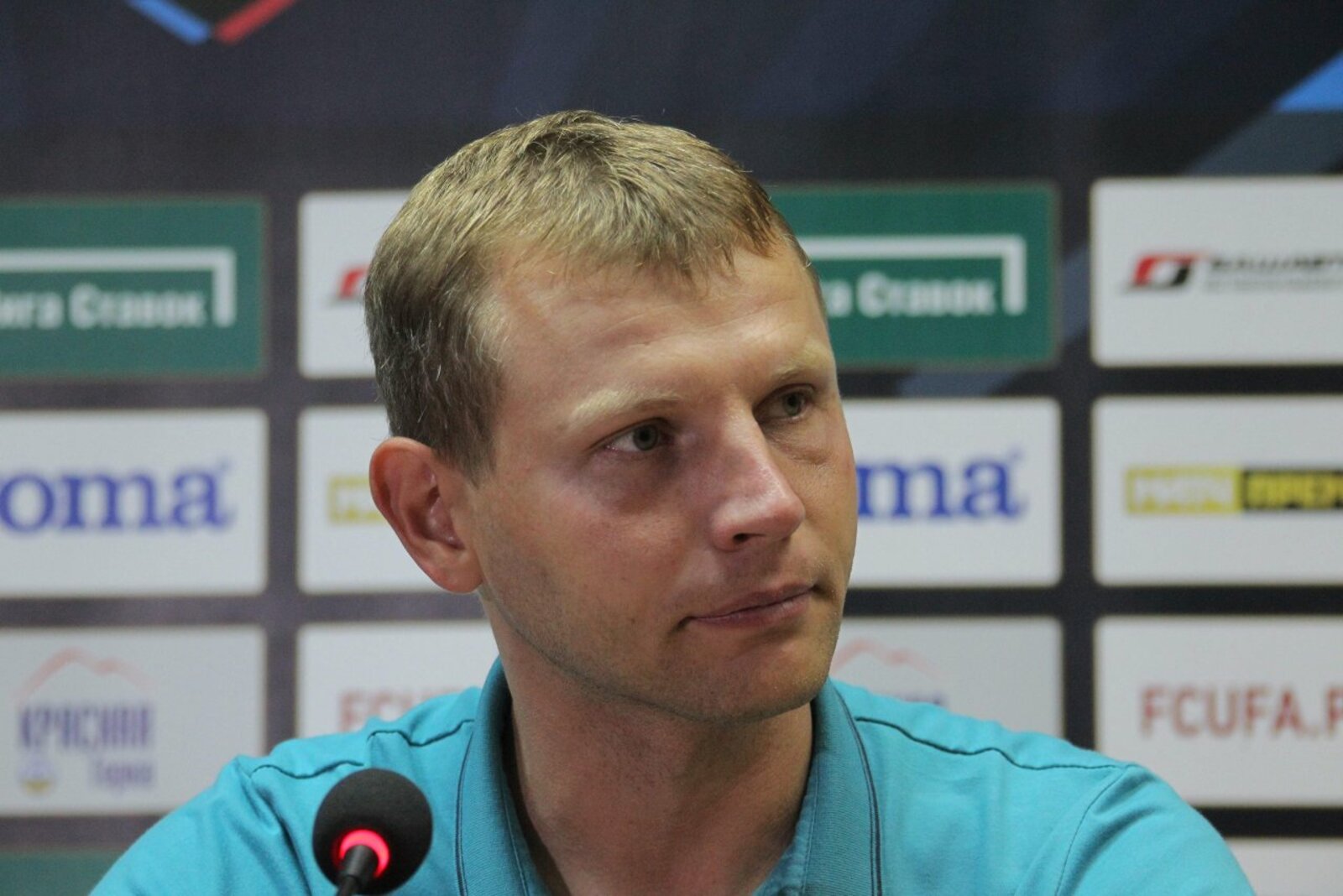 Олег Яровиков